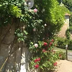 Holiday home Authentique Grange Du Xveme Siecle Avec Jardin Et Animaux Admis - Fr-1-489-275 *