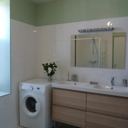 Saint-étienne-de-vicq, 3 Pièces, 4 Personnes - Fr-1-489-275 *