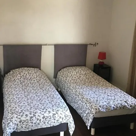 Authentique Avec Piscine Partagee, Jardin Et Wifi A - Fr-1-489-275 Holiday home *