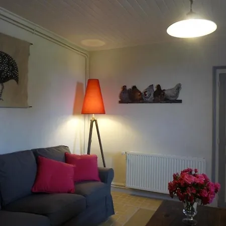 Feriehus Authentique Grange Du Xveme Siecle Avec Jardin Et Animaux Admis - Fr-1-489-275 Saint-Étienne-de-Vicq